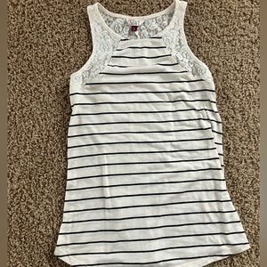 SO women’s small striped tank top.